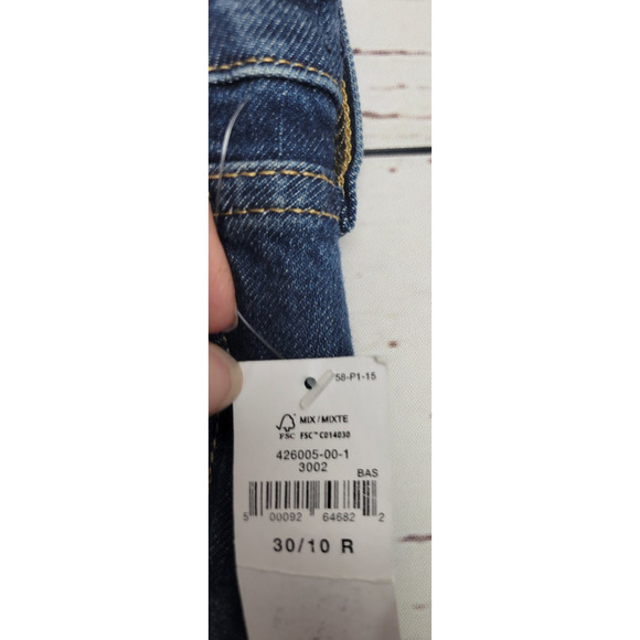 NWT Gap Maternity Jeans Blue Denim Straight Leg Whiskers Women's Size 30/10R - Picture 8 of 12
